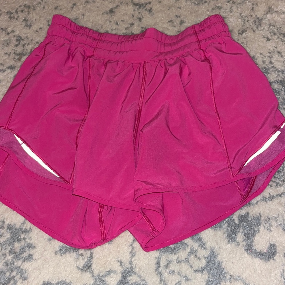 Lululemon Hotty Hot shorts, 4inch inseam